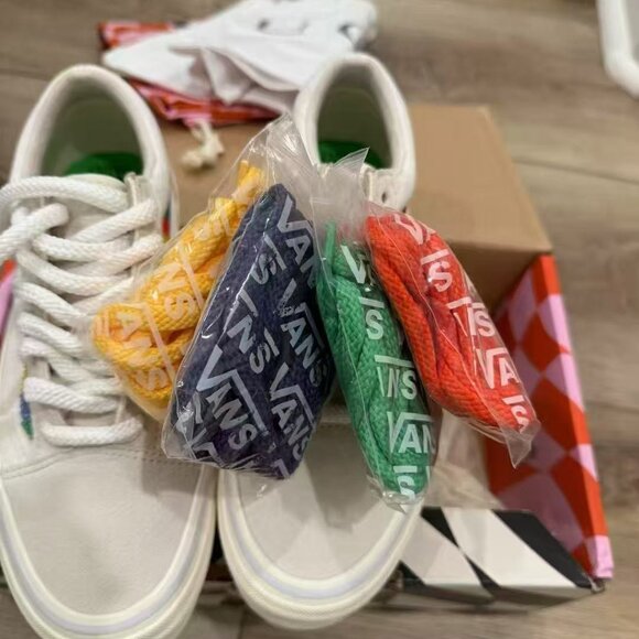 NIB Authentic Gucci x Vans Vault Suede OG Old Skool Rainbow Sneaker Trainer - Picture 4 of 9
